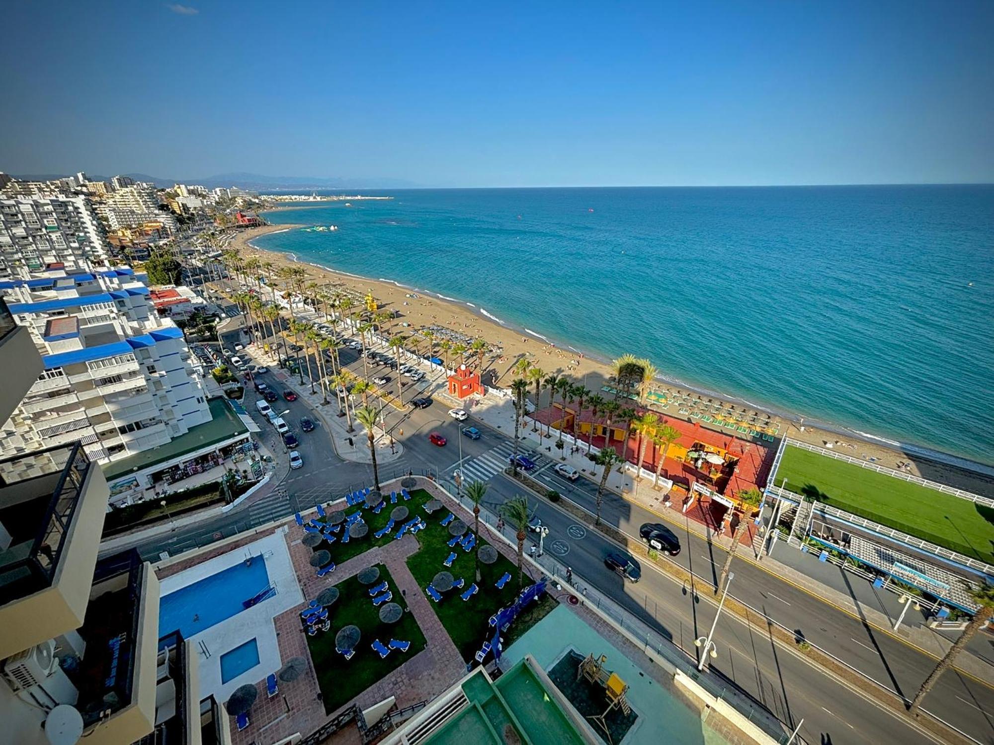 Aloha Playa Vistas Al Mar Benalmádena Exterior foto