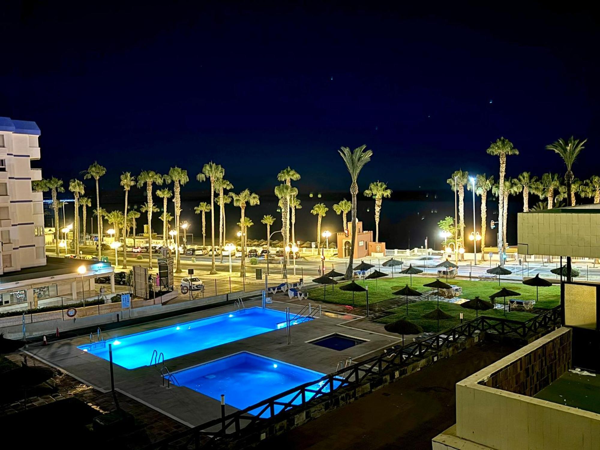 Aloha Playa Vistas Al Mar Benalmádena Exterior foto