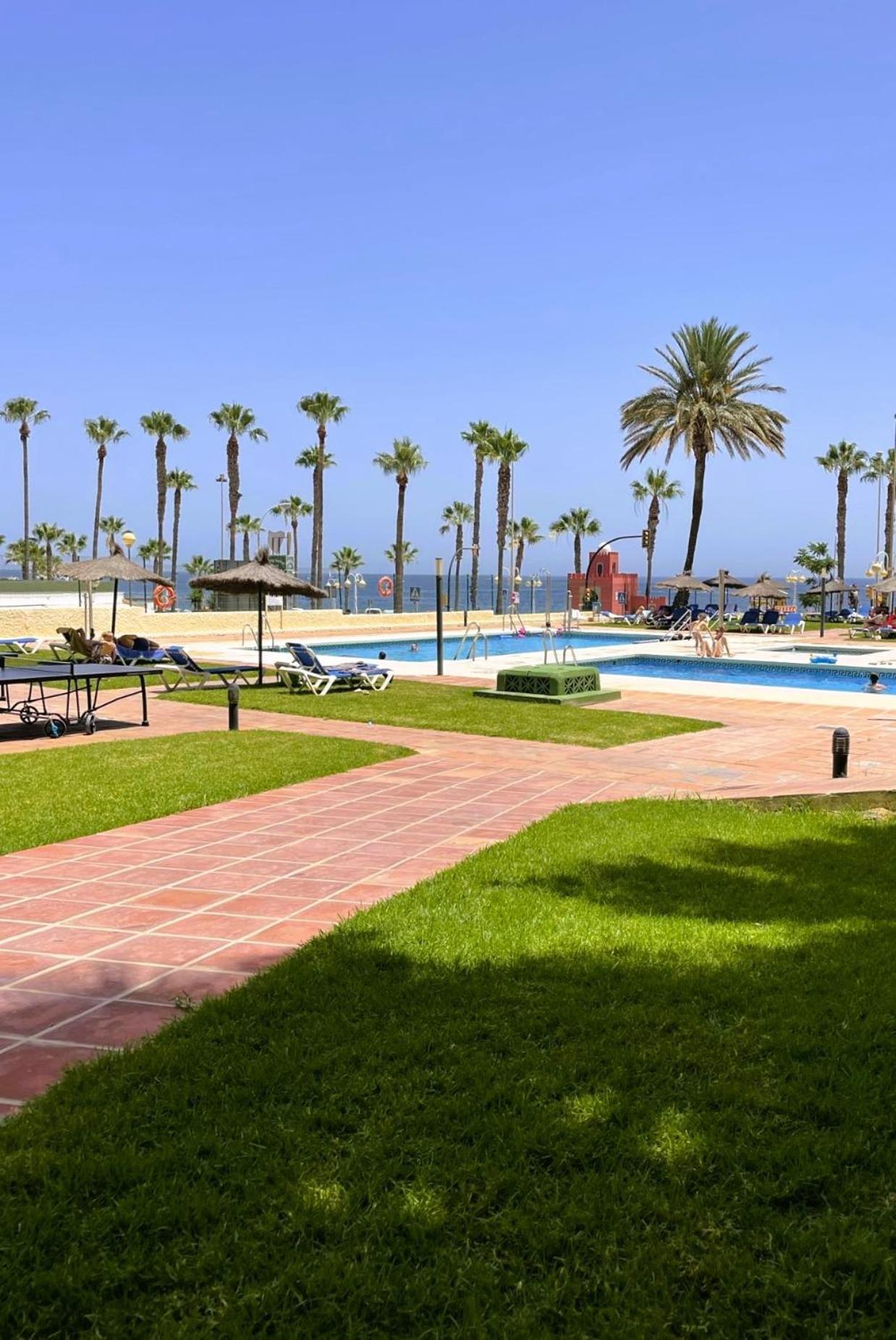 Aloha Playa Vistas Al Mar Benalmádena Exterior foto