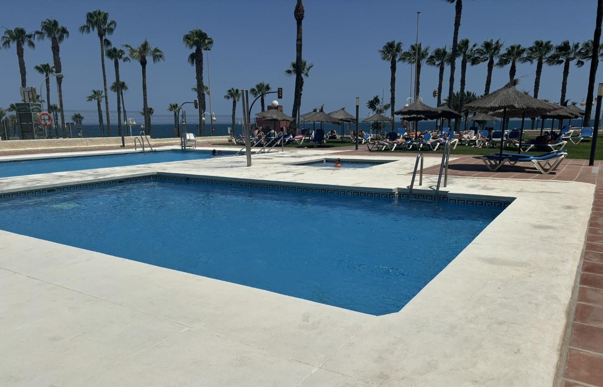 Aloha Playa Vistas Al Mar Benalmádena Exterior foto