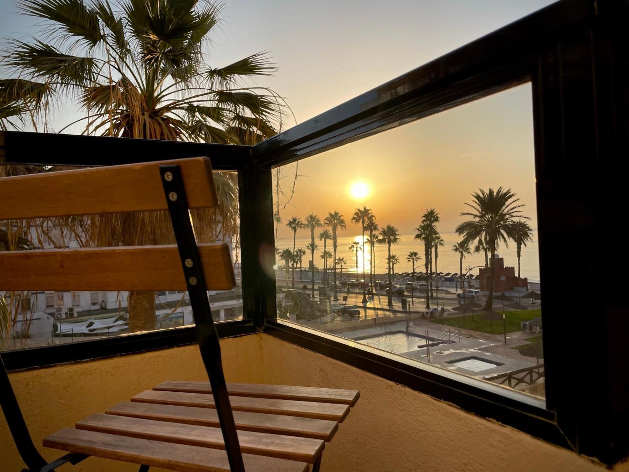 Aloha Playa Vistas Al Mar Benalmádena Exterior foto